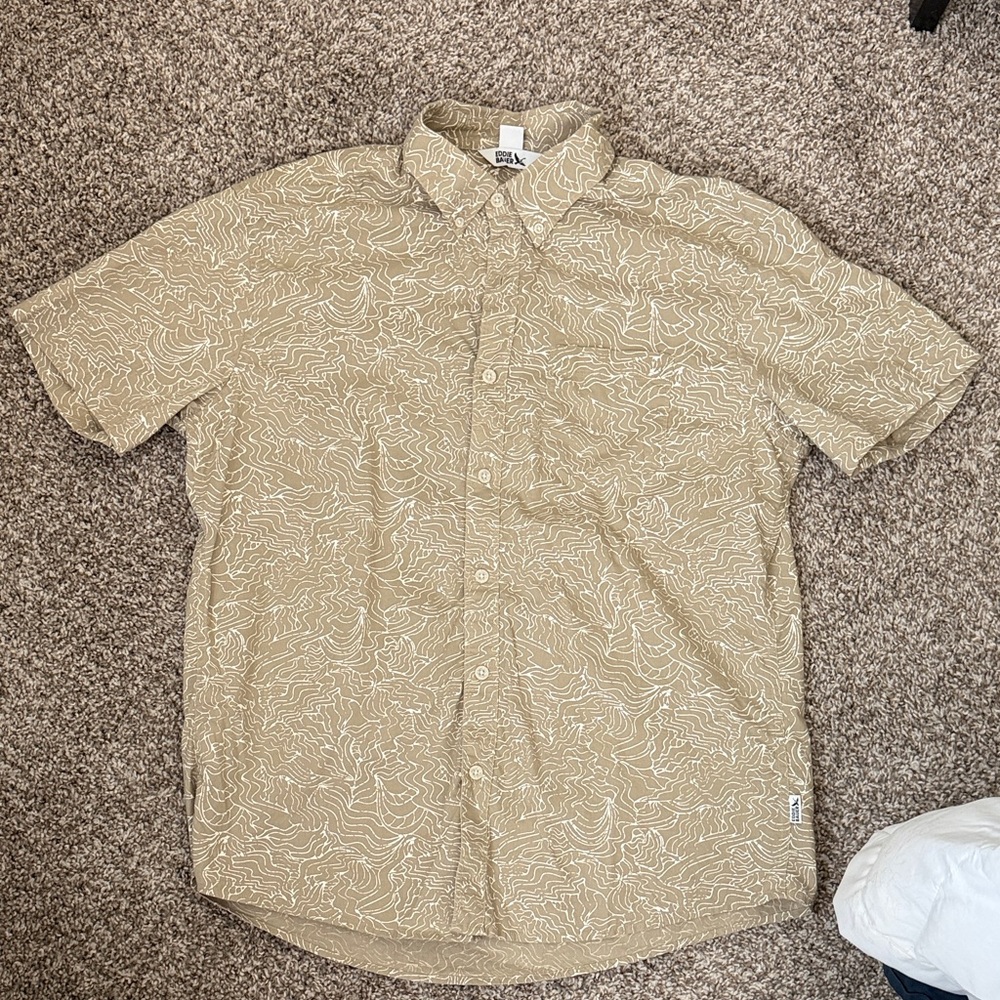 Eddie Bauer Beige Patterned Short Sleeve Button Down Shirt Mens Large